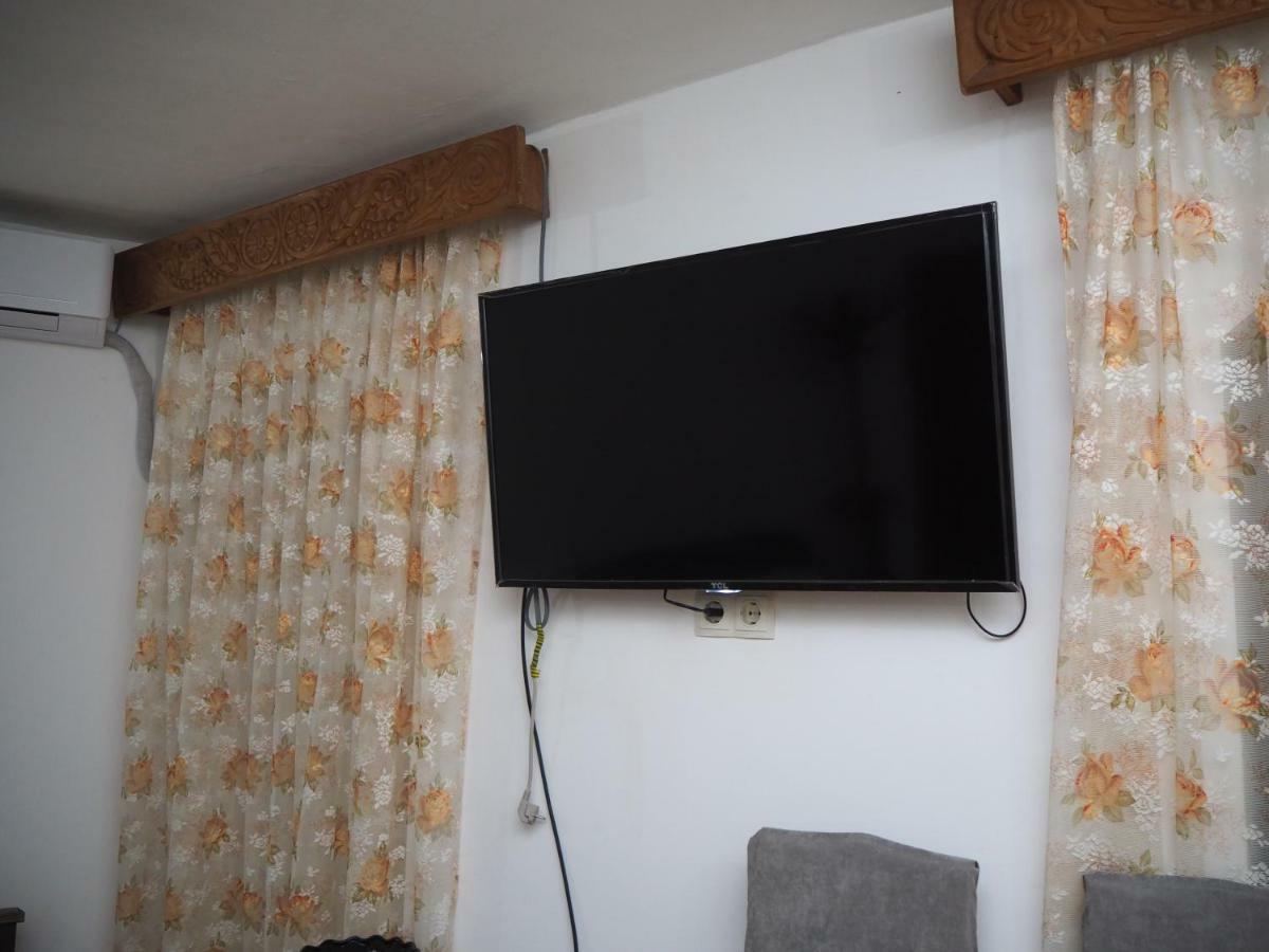Jeki'S Apartment In Old Tbilisi Exterior photo