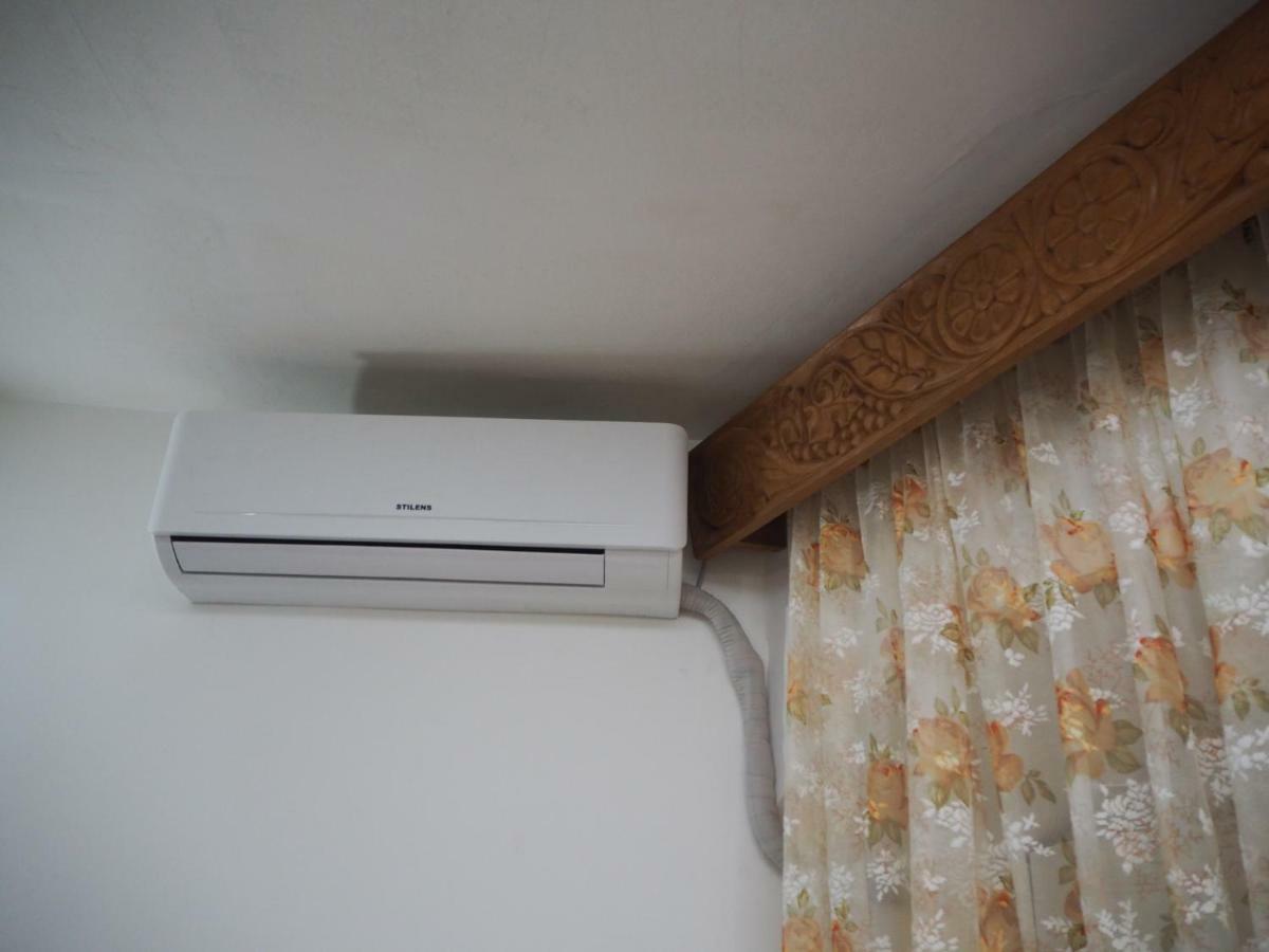 Jeki'S Apartment In Old Tbilisi Exterior photo
